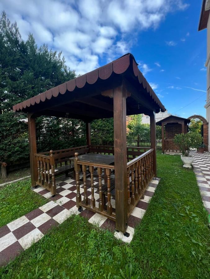Guest House Pulake Berat Ngoại thất bức ảnh
