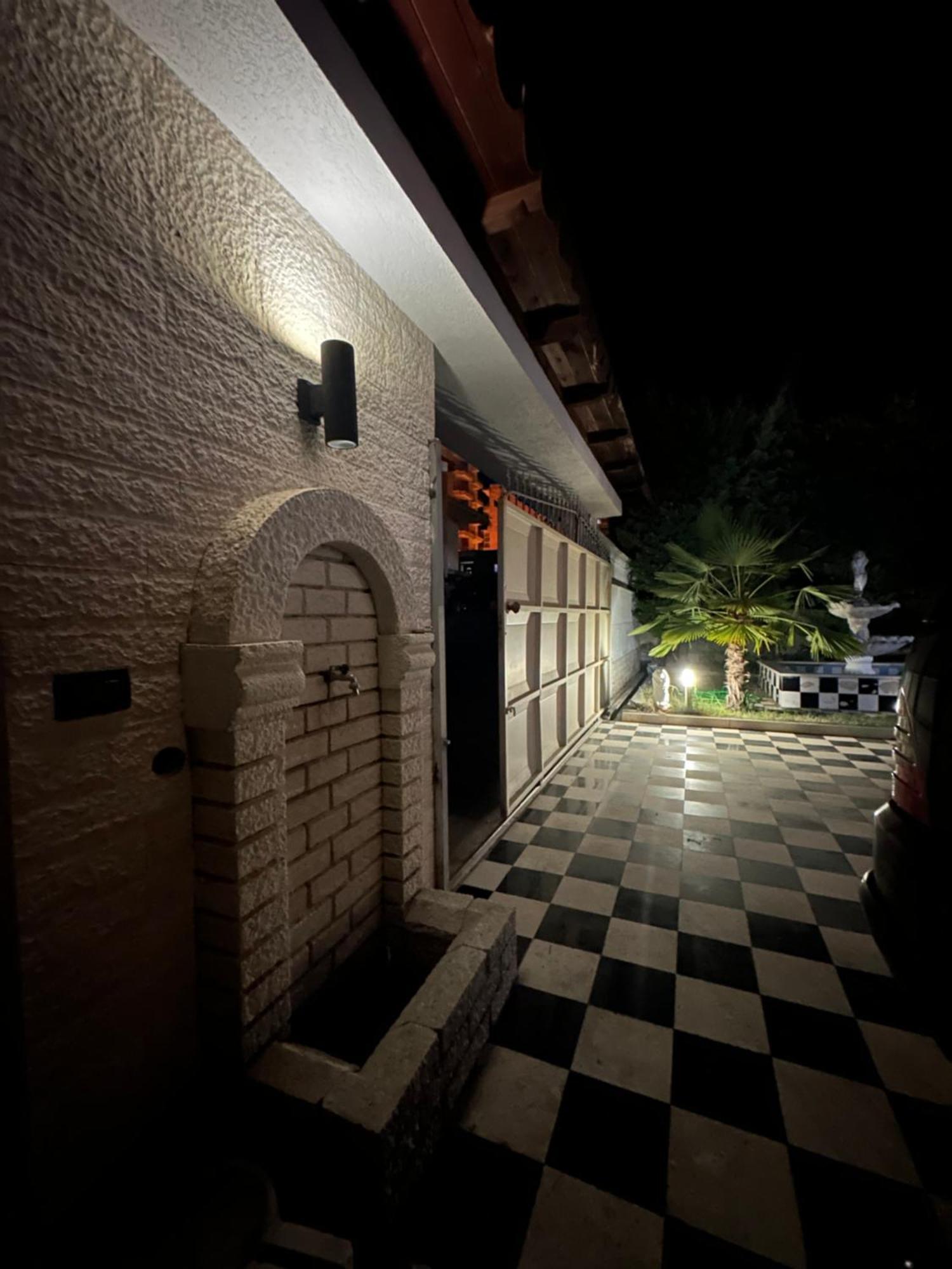 Guest House Pulake Berat Ngoại thất bức ảnh