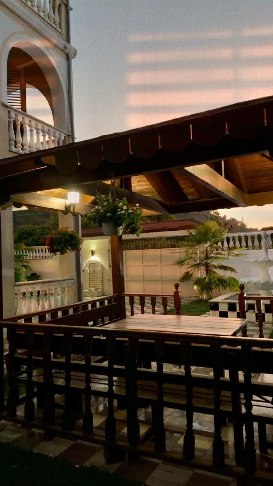 Guest House Pulake Berat Ngoại thất bức ảnh